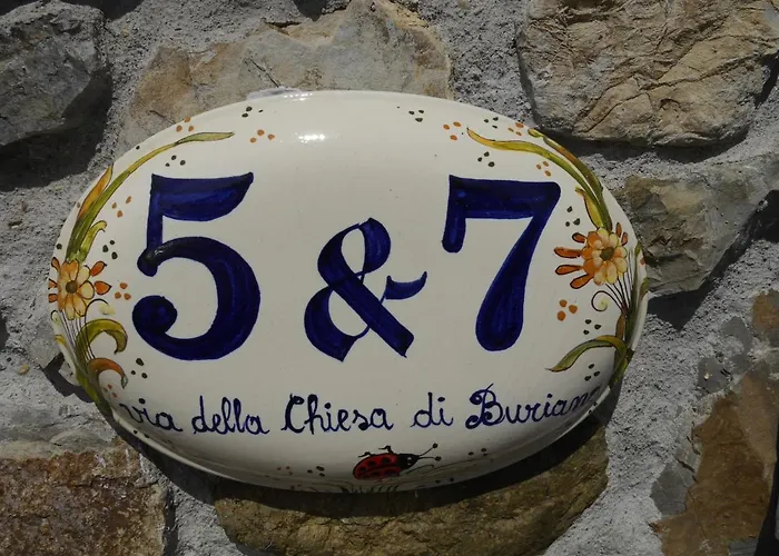 Casa Buriano Villa *
